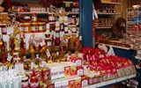 Poznávací zájezd - Budapešť a okolí - Maďarsko - Budapešť - tržnice, stánky nabízí papriku i jiné laskominy