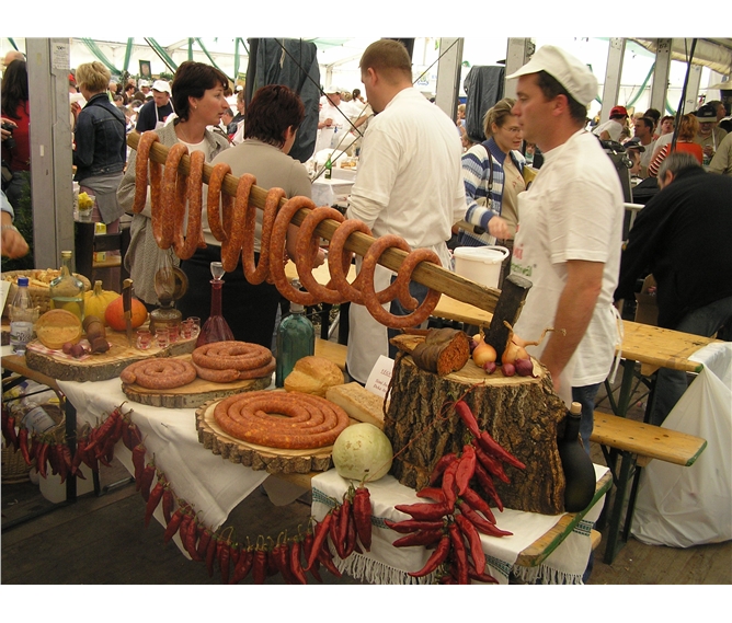 Jižní Maďarsko, termály a chuť klobás - Maďarsko, Bekéscsaba, slavnost klobás