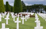 Poznávací zájezd - Normandie - Francie - Normandie - Americký hřbitov, řady křížů a řady lidských životů
