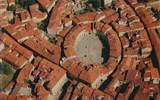 Romantický ostrov Elba a Toskánsko 2020 - Itálie - Lucca, letecký pohled