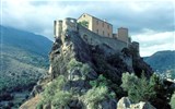 Korsika, ostrov krás a barev - Francie - Korsika - Corte, město dodnes střeží hrad